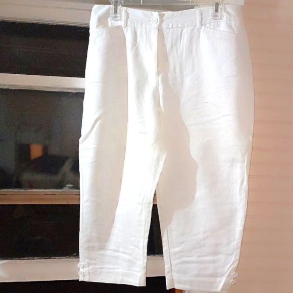 Women's White Capris Pants - Picture 1 of 4